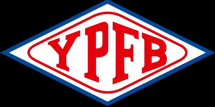 YPFB despachará dos millones de litros de gasolina en Santa Cruz tras importación desde Argentina