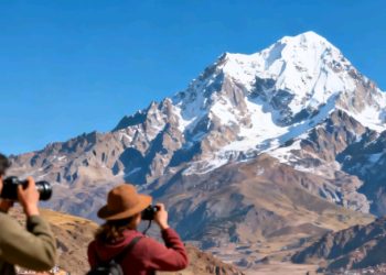 Academia y municipios impulsan transformación del turismo en Bolivia