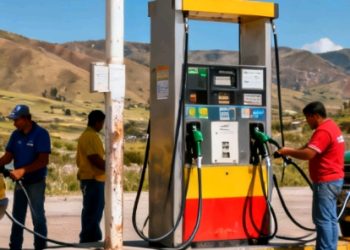 Venta de gasolina disminuye mientras crece la preocupación de conductores