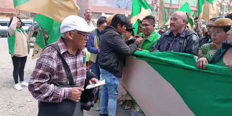 Edgar Ramos y Felix Patzi no renuevan directivas y en duda el futuro político del MTS