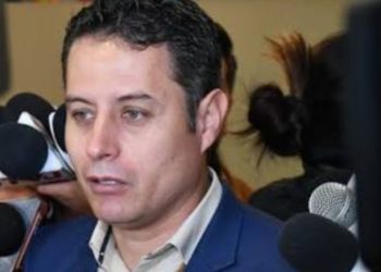 Temor en barrio por perros agresivos; habitantes reclaman presencia de Zoonosis