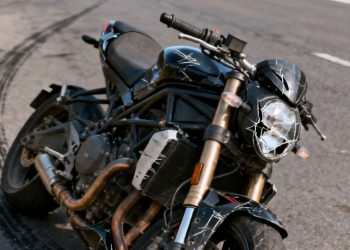 Tragedia en Cochabamba: animador pierde el brazo en accidente vial