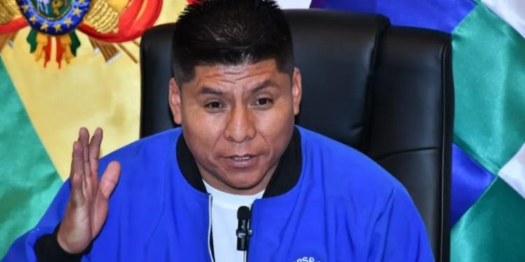 Detienen a ciudadano con rebeldía en casos de violación y homicidio en aeropuerto de Santa Cruz