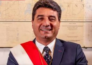 Detienen a ciudadano con rebeldía en casos de violación y homicidio en aeropuerto de Santa Cruz