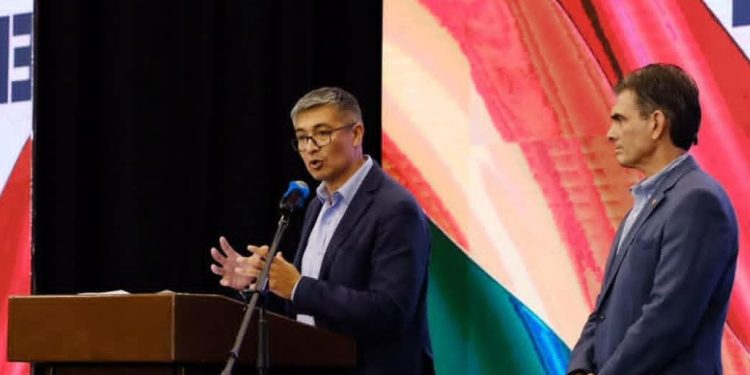Economía descarta tributo del 5% y anuncia alivios para pequeños contribuyentes