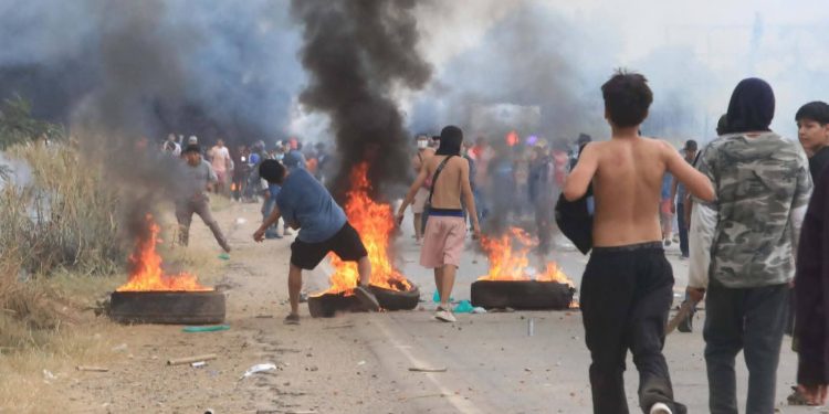 En el día 36 de conflictos, Diputados aprueba norma que regula la actuación del Estado ante crisis